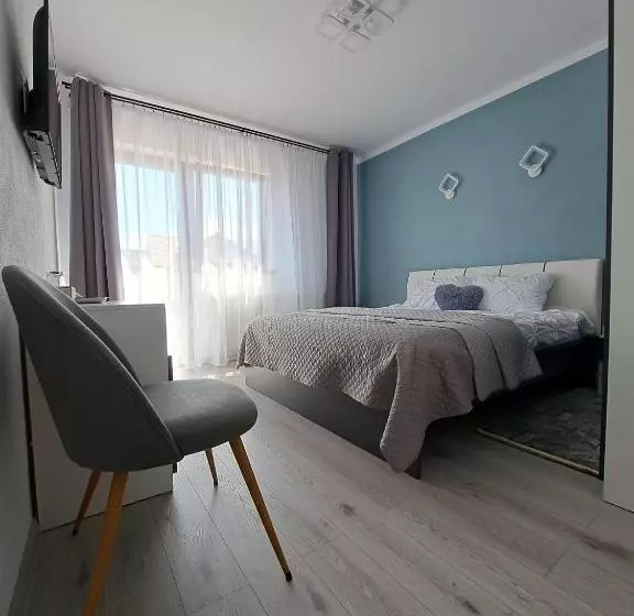 پانسیون Five House