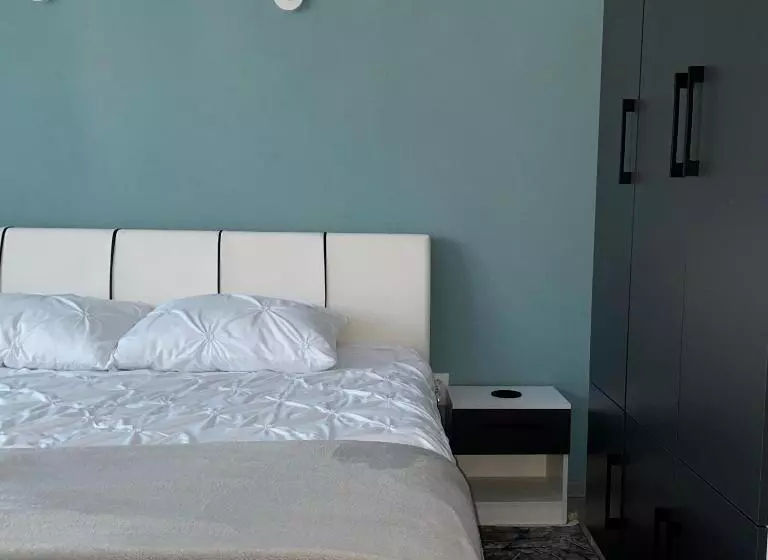 پانسیون Five House