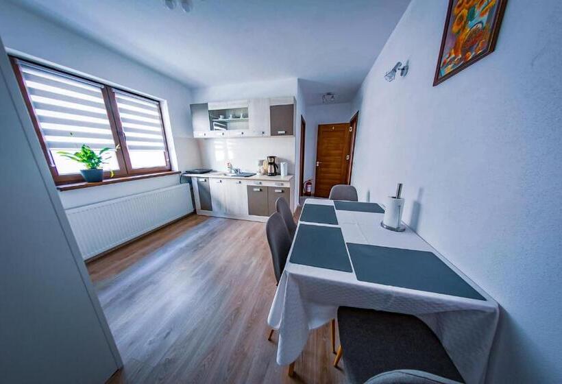 Пансион Five House