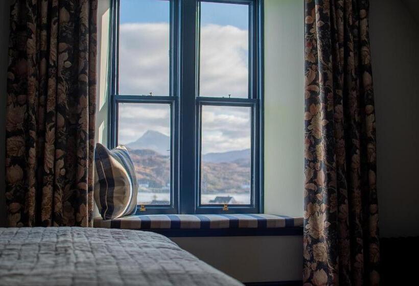 بنسيون The Albannach