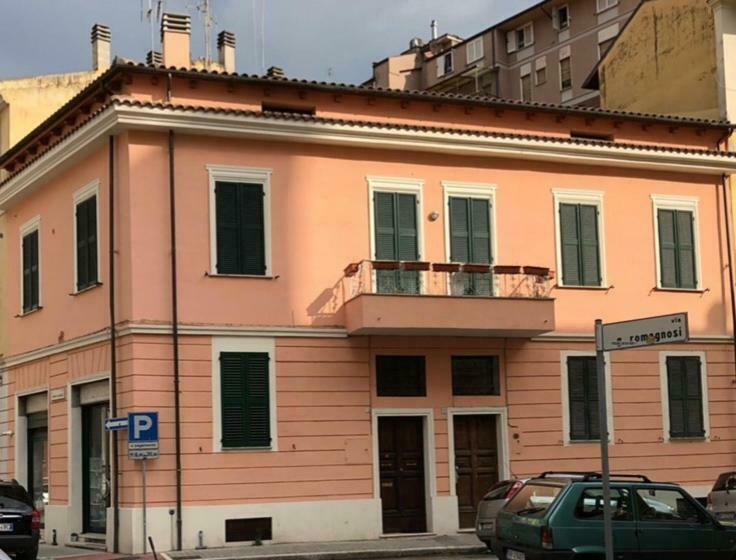 پانسیون White