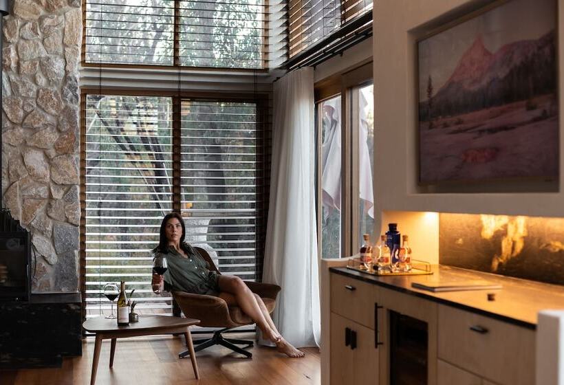 Курорт Chalets At Blackheath