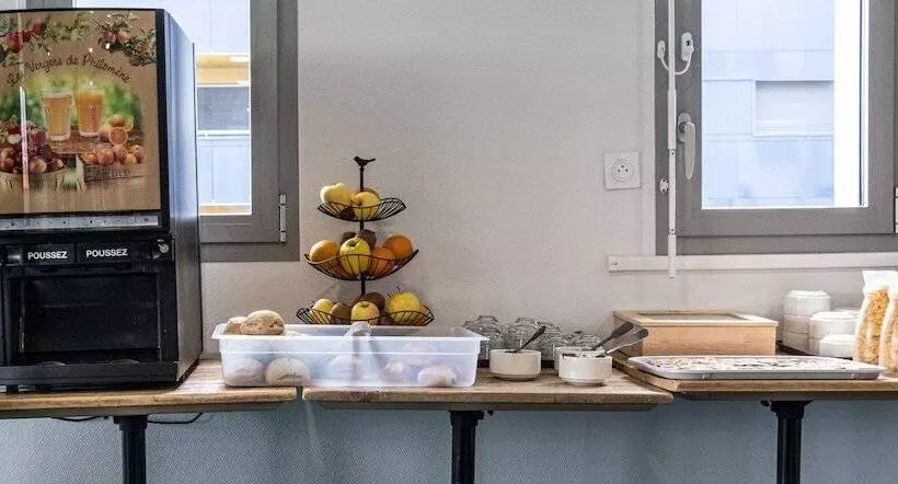 Auberge De Jeunesse Hi Clermont Ferrand