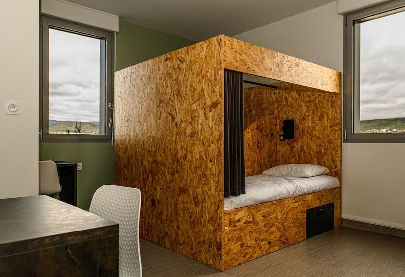 호스텔 Auberge De Jeunesse Hi Clermont Ferrand