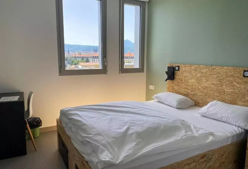 Auberge De Jeunesse Hi Clermont Ferrand