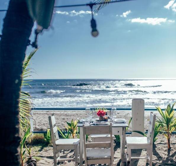 فندق صغير Casita De Playa Bomalu