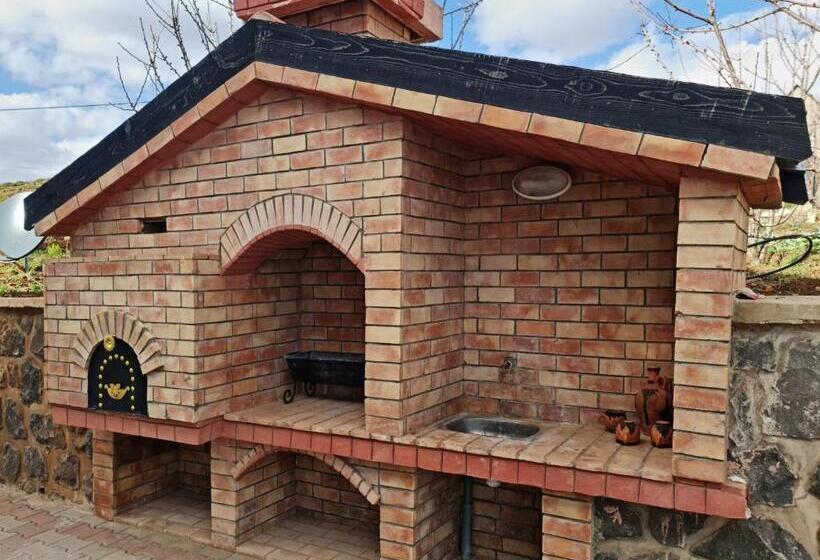 هاستل Maurice Bonjean