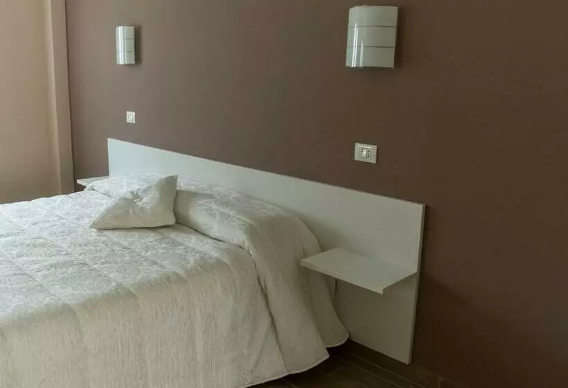 ベッドアンドブレックファースト Agriturismo La Follonella