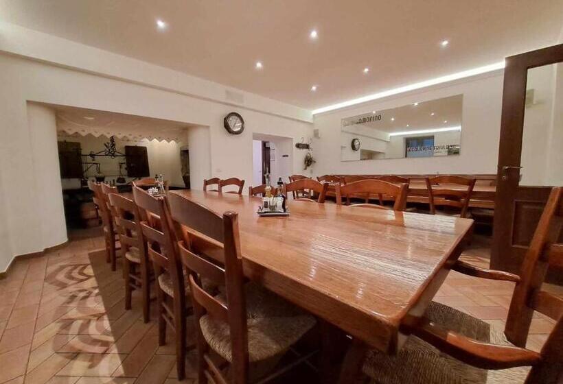 فندق Albergo Martina