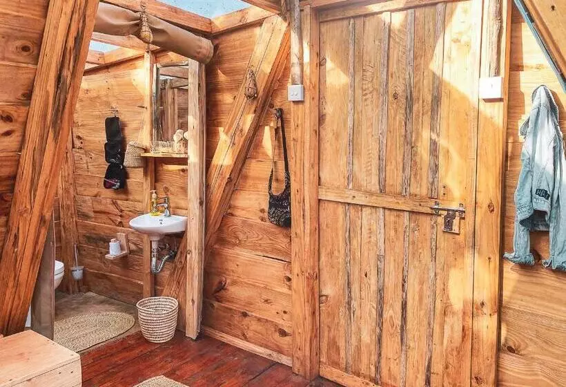 هتل Foresight Eco Lodge & Safari