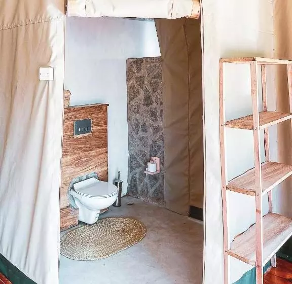 هتل Foresight Eco Lodge & Safari