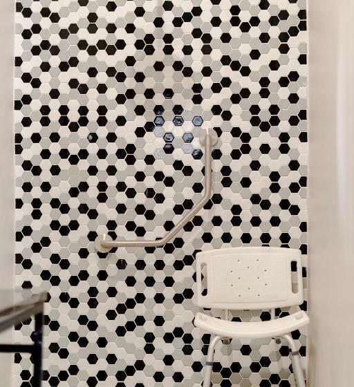 هتل Nkosi Guest Lodge