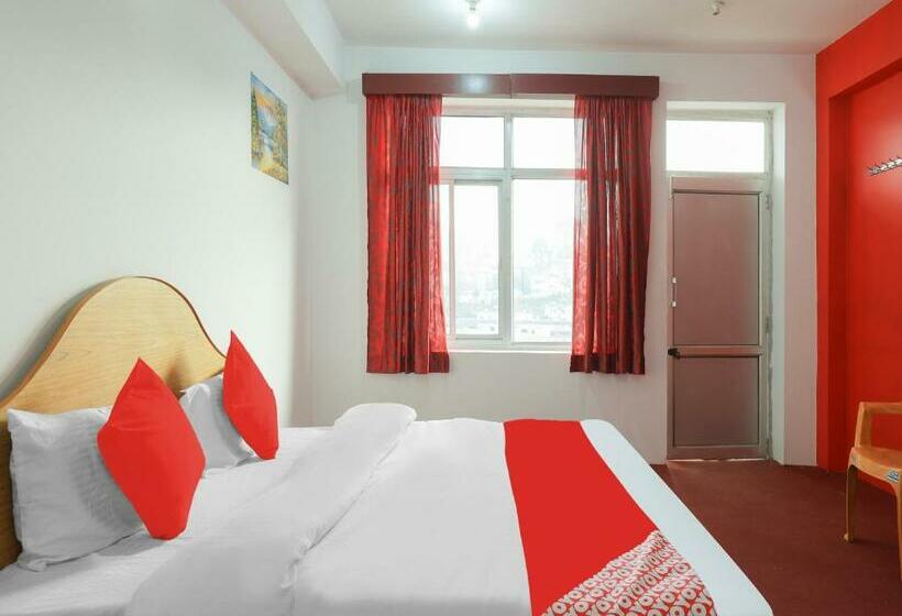 Hotel Oyo 84792 Delhi Heart