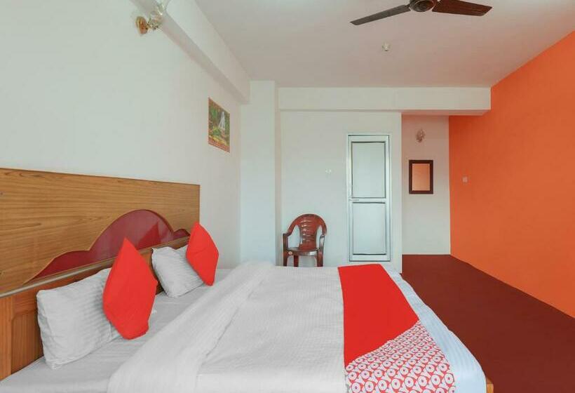 Hotel Oyo 84792 Delhi Heart