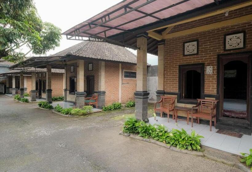 Отель Pelangi Homestay Bedugul Redpartner