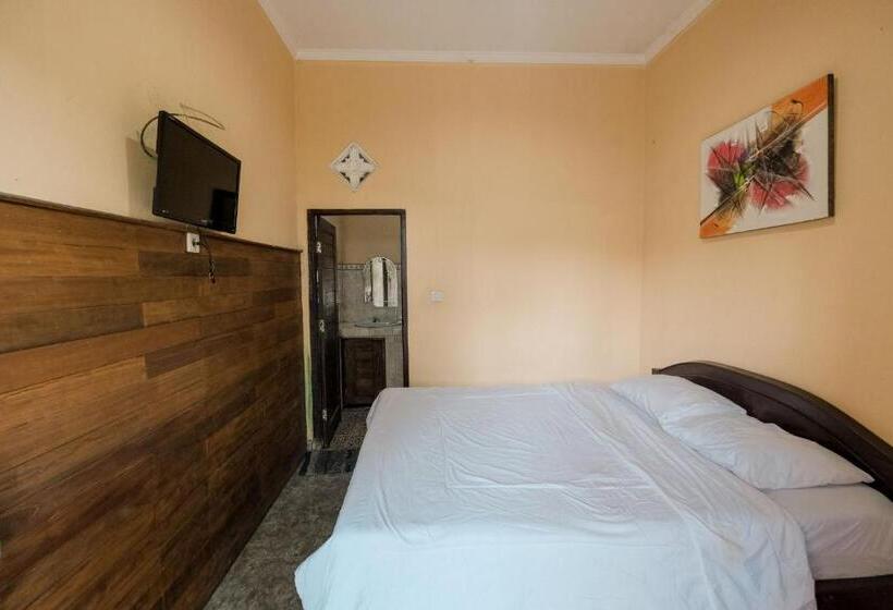 Отель Pelangi Homestay Bedugul Redpartner