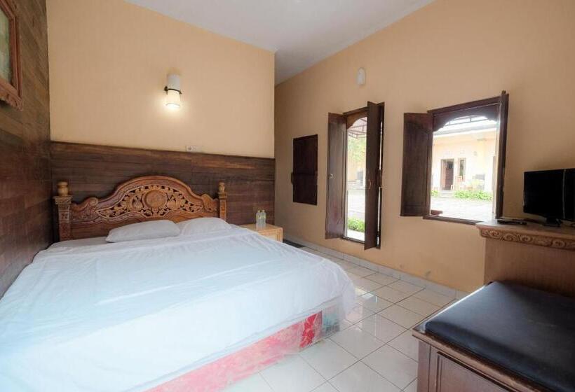 Отель Pelangi Homestay Bedugul Redpartner