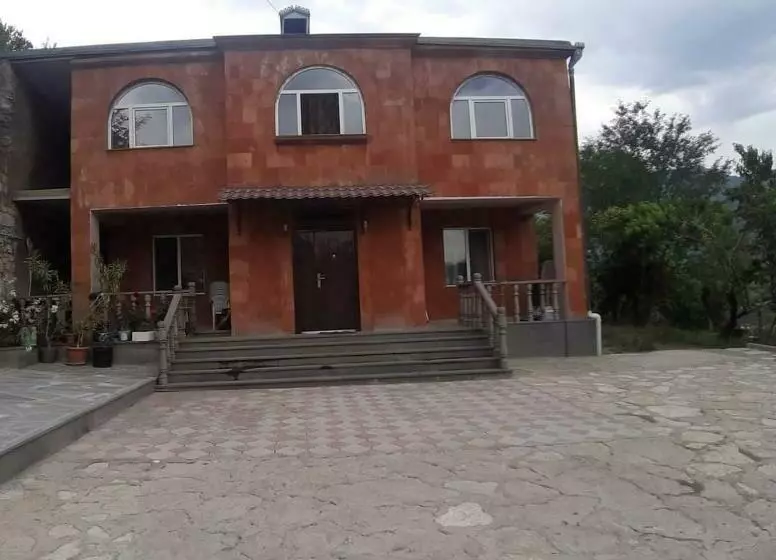 پانسیون Green Paradise Guest House
