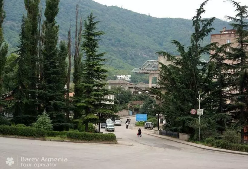 پانسیون Green Paradise Guest House