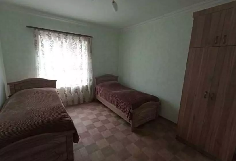 پانسیون Green Paradise Guest House