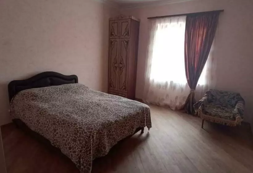 پانسیون Green Paradise Guest House