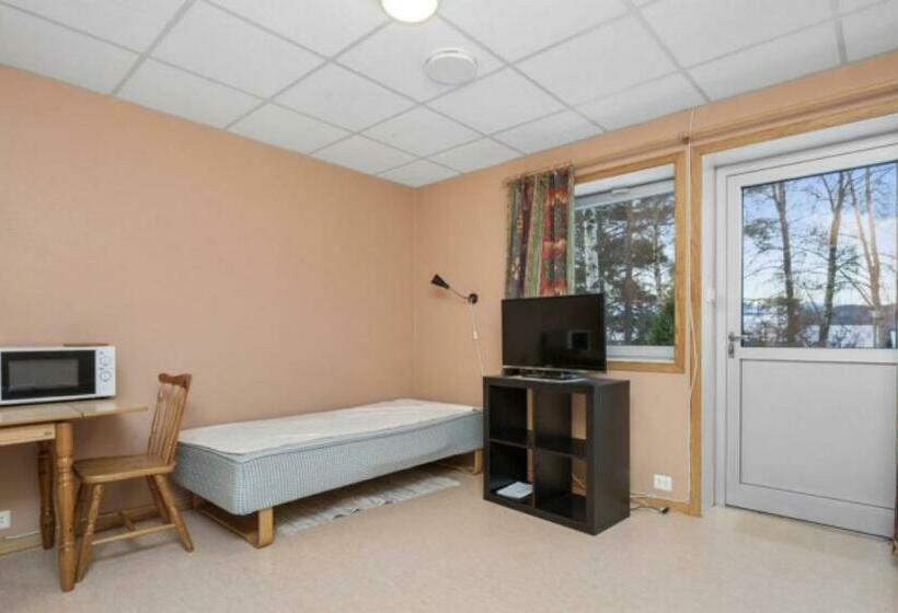 بنسيون Hybel Med Gratis Internett Og Parkering