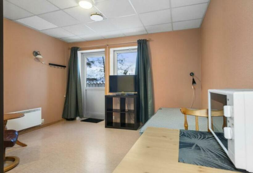 بنسيون Hybel Med Gratis Internett Og Parkering