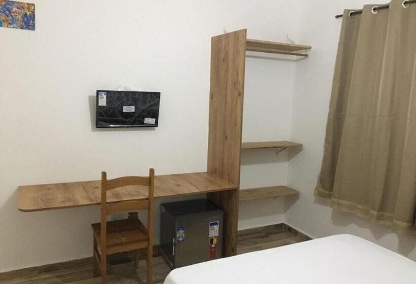 ペンション Pousada Pe Na Terra Em Guararema