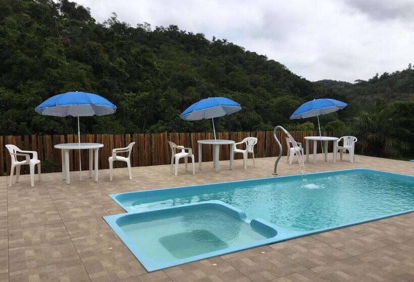 ペンション Pousada Pe Na Terra Em Guararema