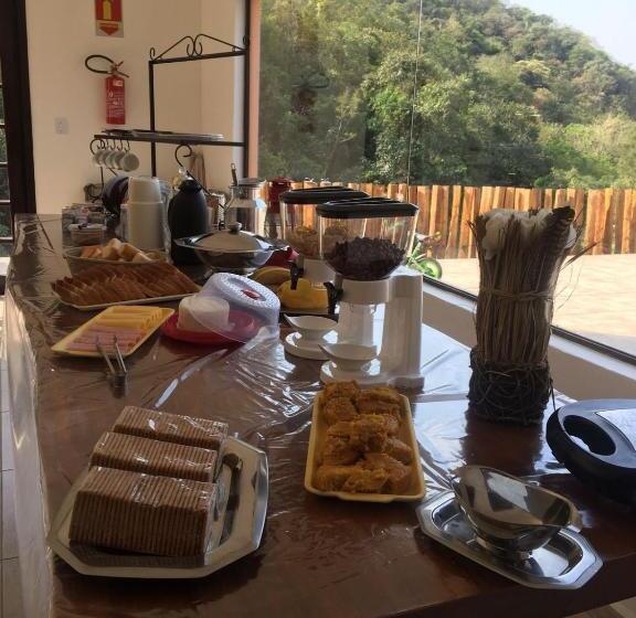 ペンション Pousada Pe Na Terra Em Guararema