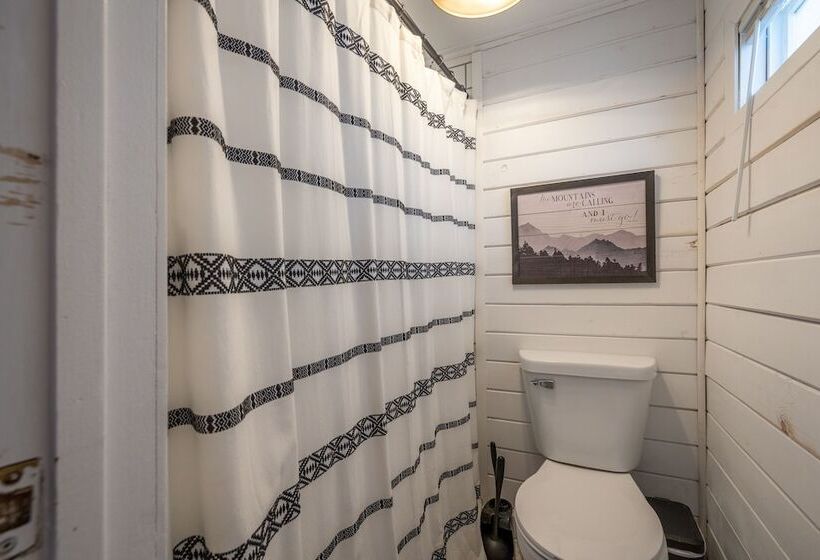 Panzió Spearfish Cottages