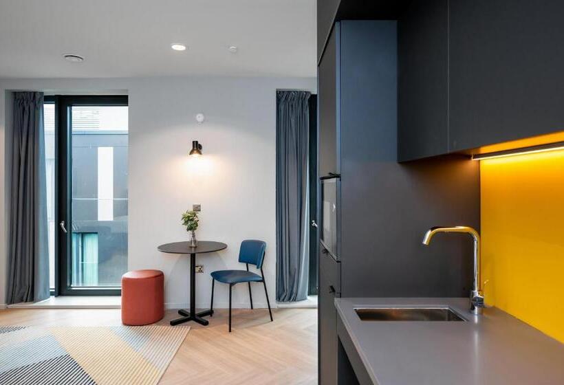 Staycity Aparthotels Dublin City Quay