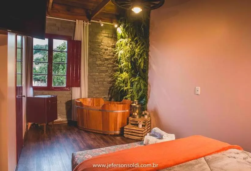 ユースホステル Casa Vêneto Vale Dos Vinhedos