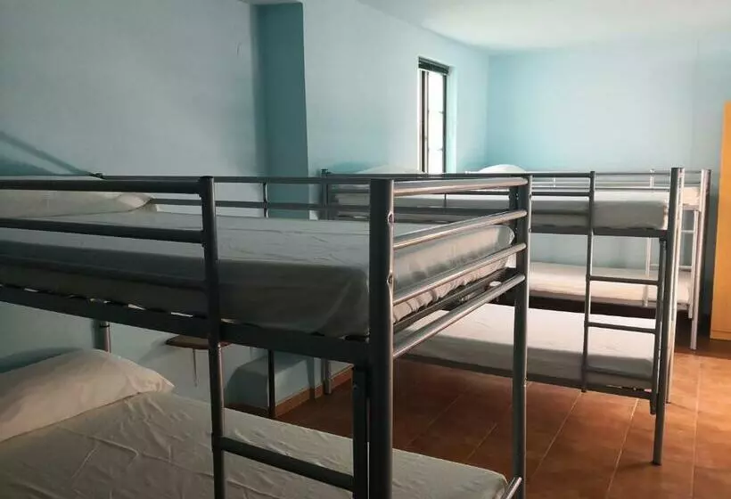 Albergue O Pombal