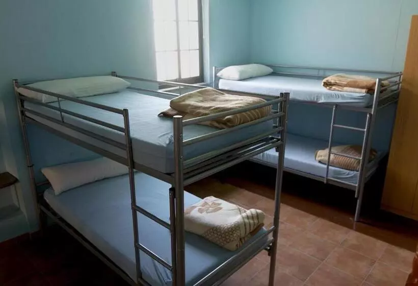 Albergue O Pombal
