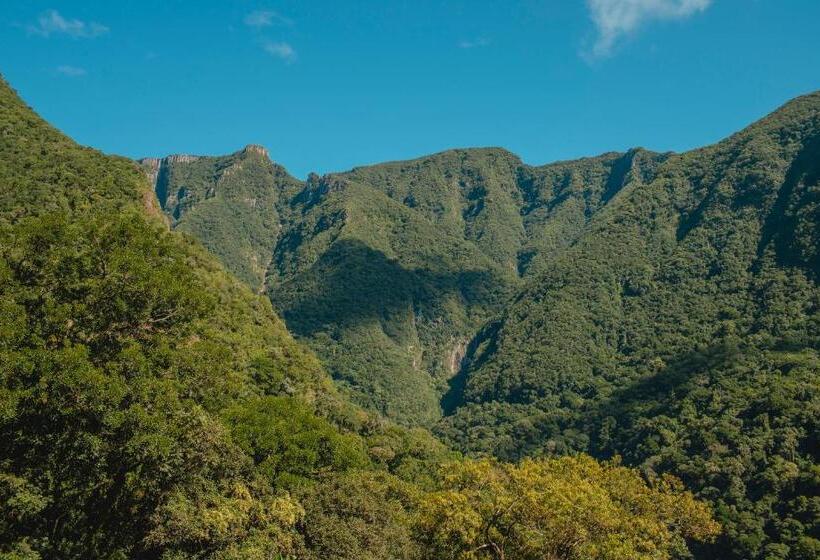 Общежитие Pousada Bugio Da Serra