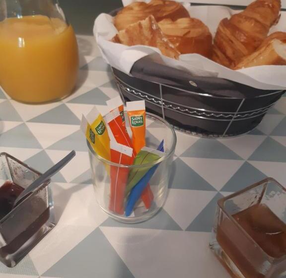 住宿加早餐 L Abri D Emilie Chambre D Hôtes