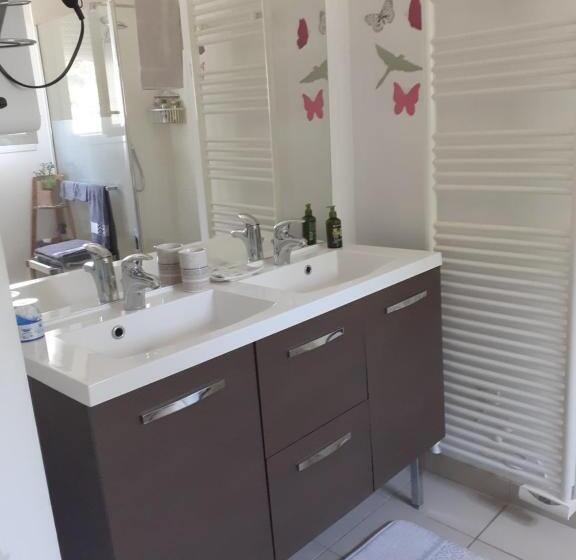 مبيت وإفطار La Salamandre, Chambre D Hôtes