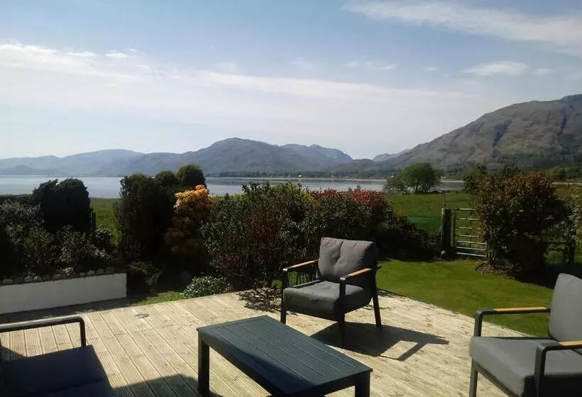 ベッドアンドブレックファースト Lochview Guesthouse