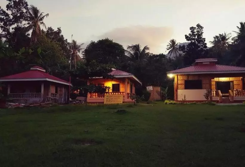 Aamiaismajoitus (B&B) Paco S Garden Home Stay