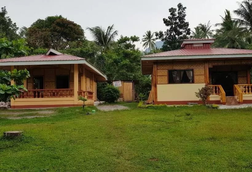 Aamiaismajoitus (B&B) Paco S Garden Home Stay