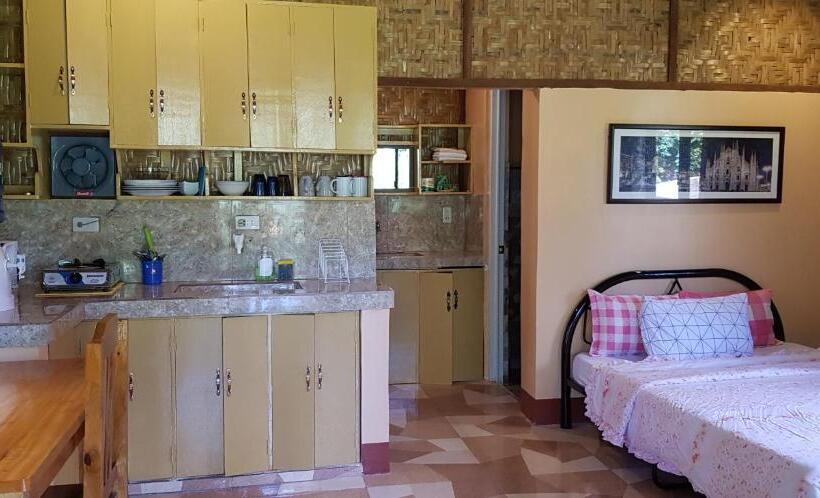 Bed and Breakfast Paco S Garden Home Stay