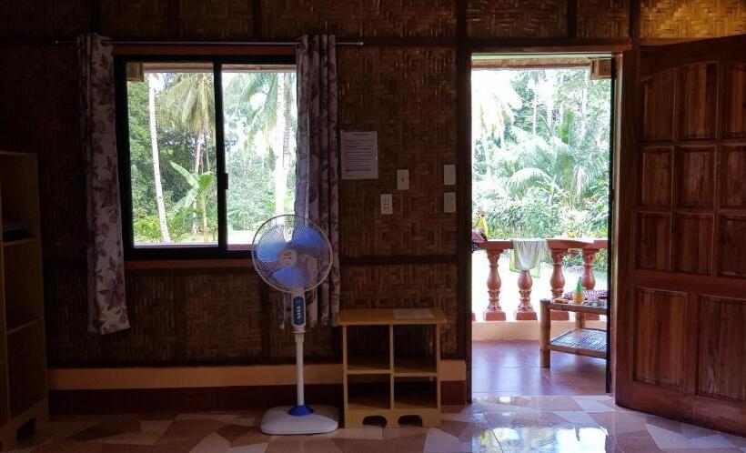 Bed and Breakfast Paco S Garden Home Stay