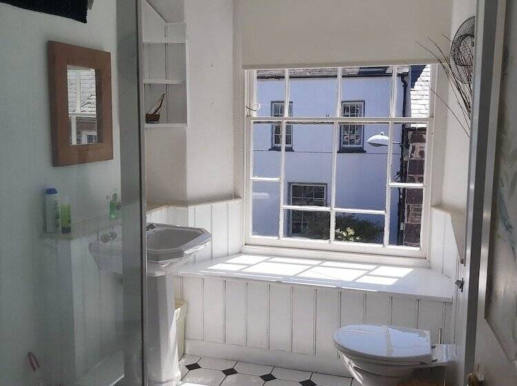 住宿加早餐  The Cathedral Villas