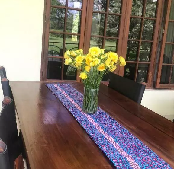 هتل Amani Villa