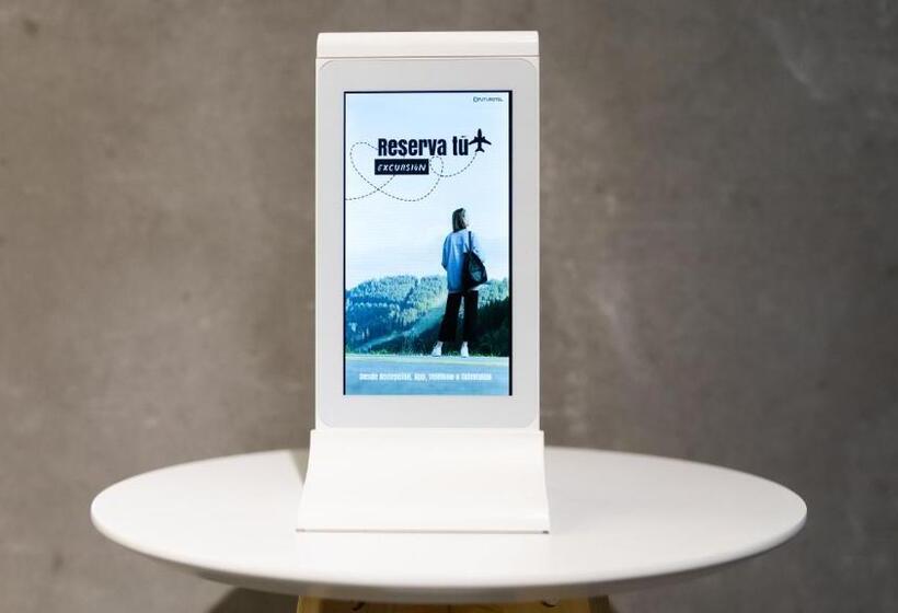 Капсульный Oтель Futurotel Malagueta Beach