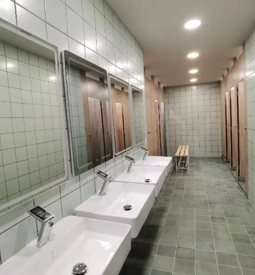 هتل کپسول Futurotel Malagueta Beach