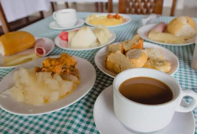 ホテル Pousada Do Inglês