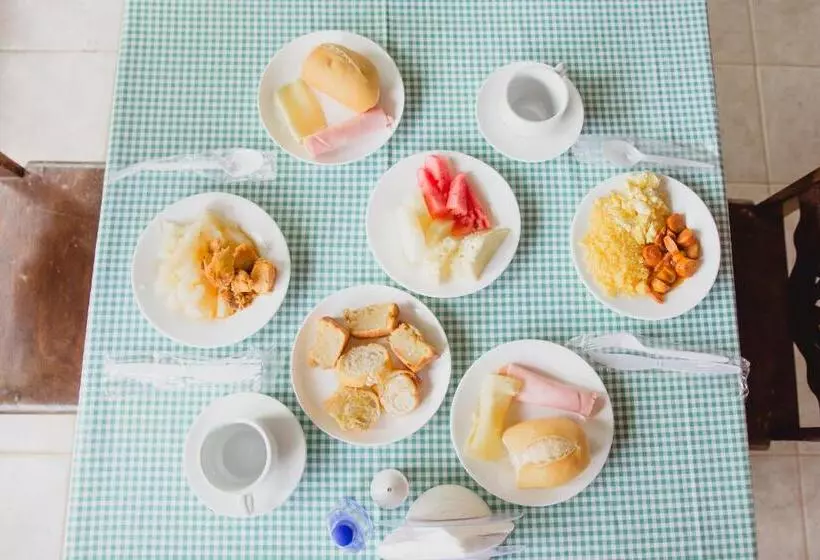 ホテル Pousada Do Inglês