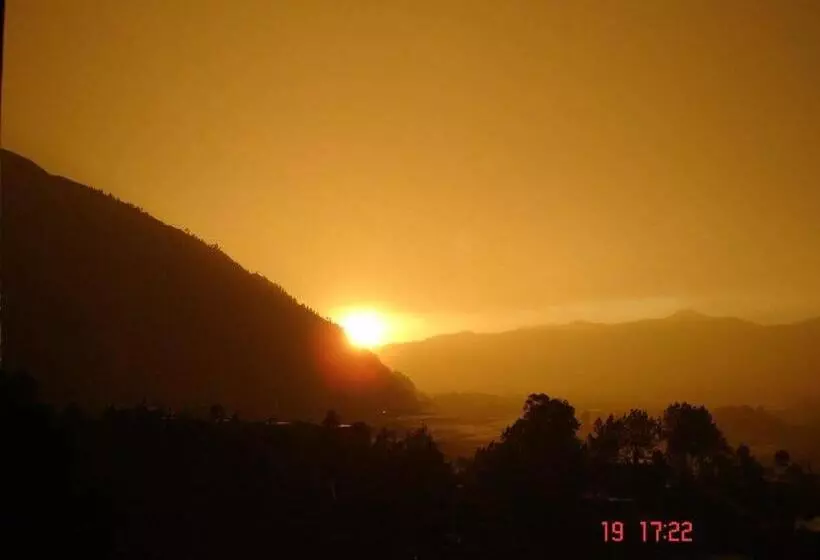 هتل Rock City Resort